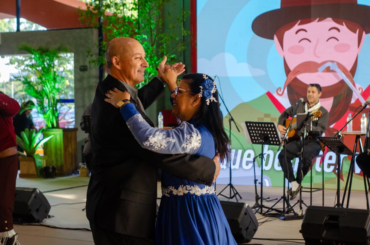Música ao vivo para eventos corporativos no Rio Grande do Sul — PRESTO Produções